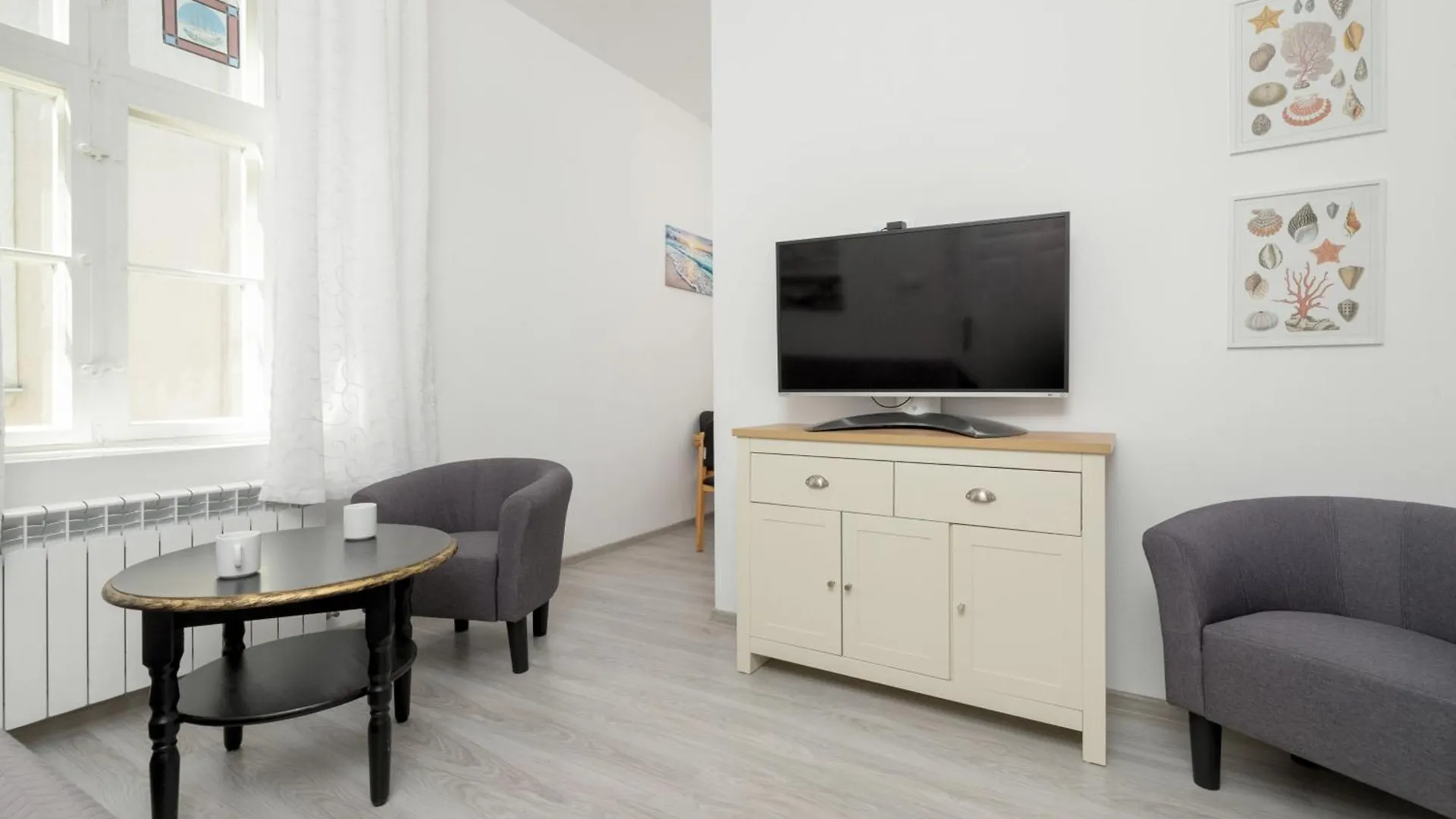 Helska Functional Apartments Near The Beach With Parking By Noclegi Renters Sopot