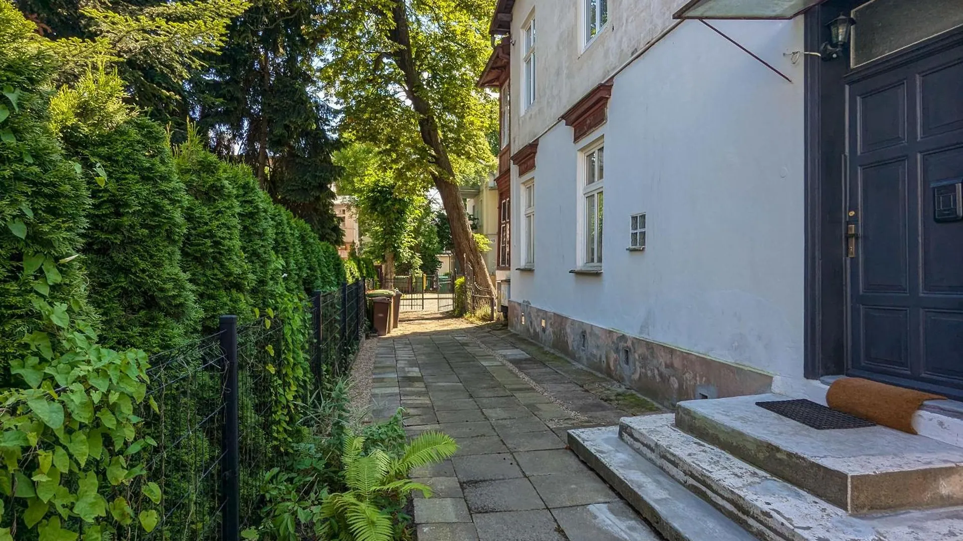Helska Functional Apartments Near The Beach With Parking By Noclegi Renters Sopot